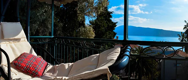 House in an excellent location in Herceg Novi — photo 13